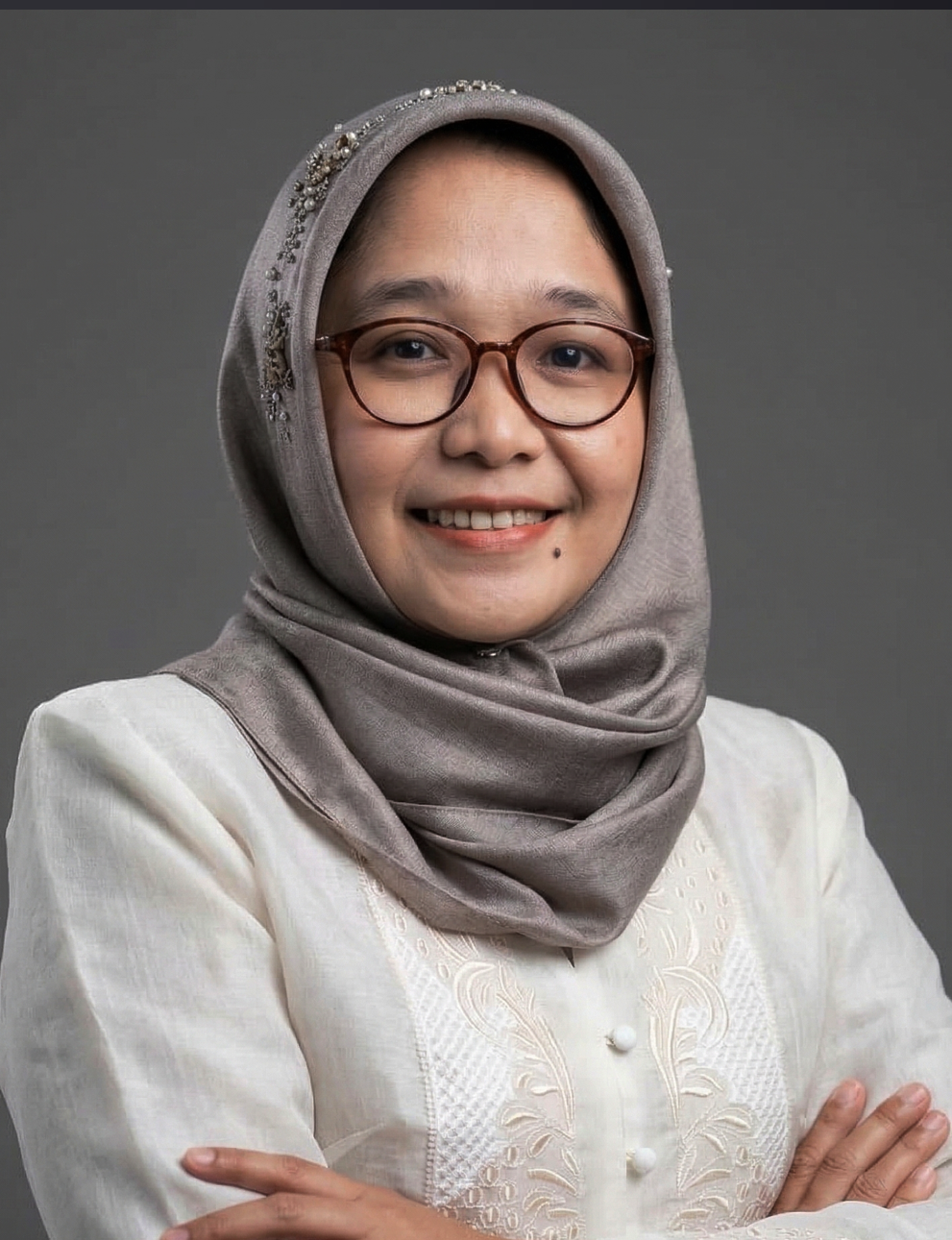 YNAWAT-ABDULMAJID, Farahnaz