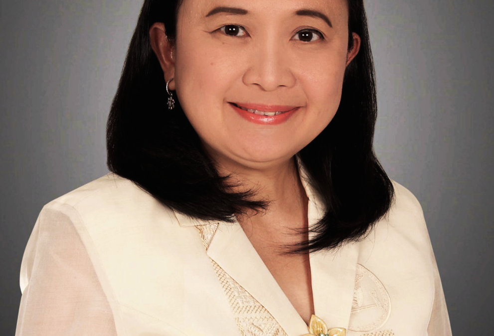Lara F. Lapeña-Kare, M.D.